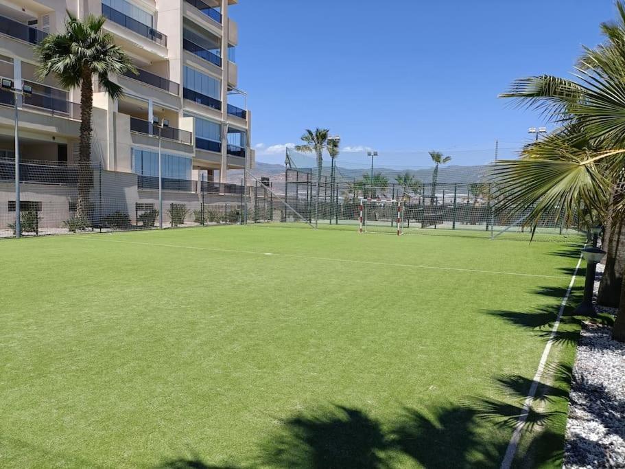Mar Y Sal 12 Suites, Gran Terraza Con Vistas Al Mar, 2 Hab, Garaje Y Piscina Roquetas de Mar Luaran gambar